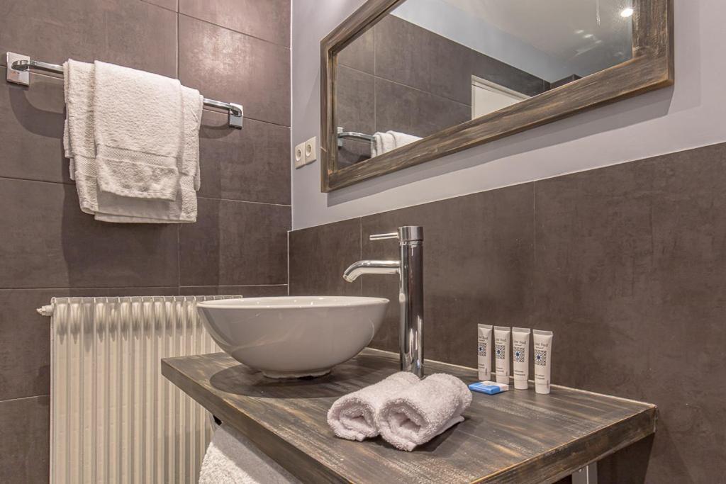 Le Relais Des Chartreuses Otel Le Boulou Dış mekan fotoğraf